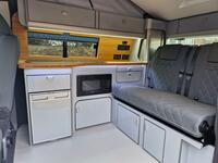 VOLKSWAGEN CAMPERVAN