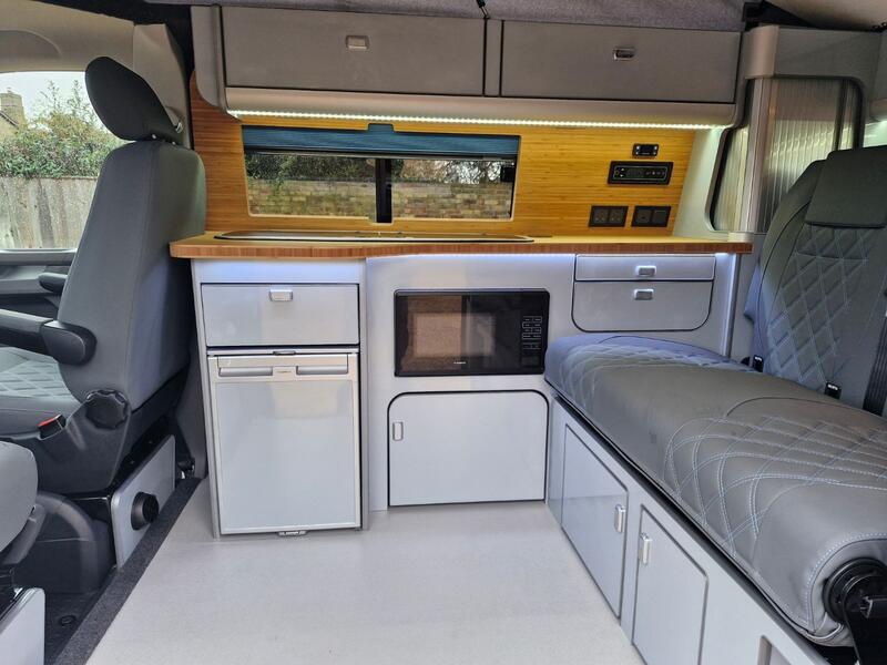 VOLKSWAGEN CAMPERVAN