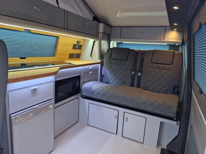 VOLKSWAGEN CAMPERVAN