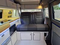 VOLKSWAGEN CAMPERVAN