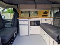VOLKSWAGEN CAMPERVAN