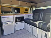 VOLKSWAGEN CAMPERVAN