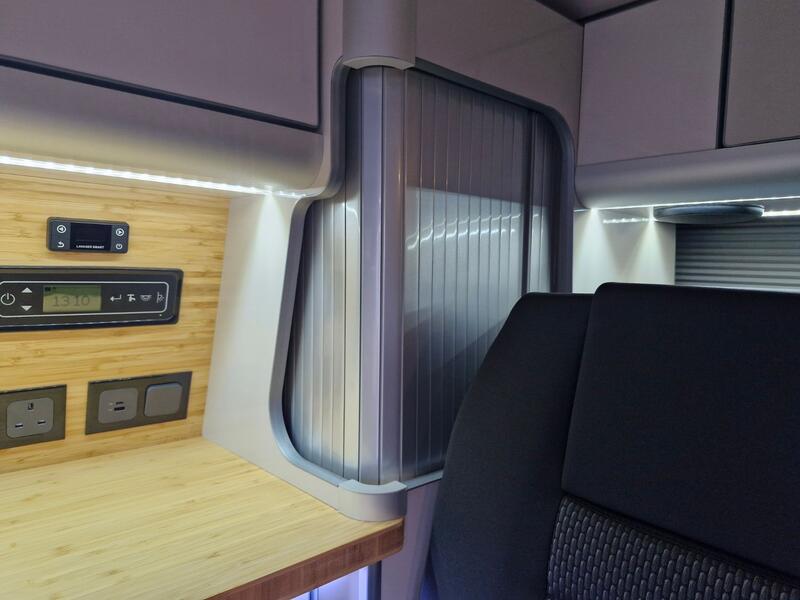VOLKSWAGEN CAMPERVAN