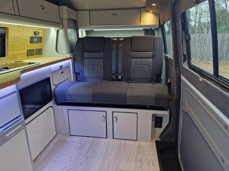 VOLKSWAGEN CAMPERVAN