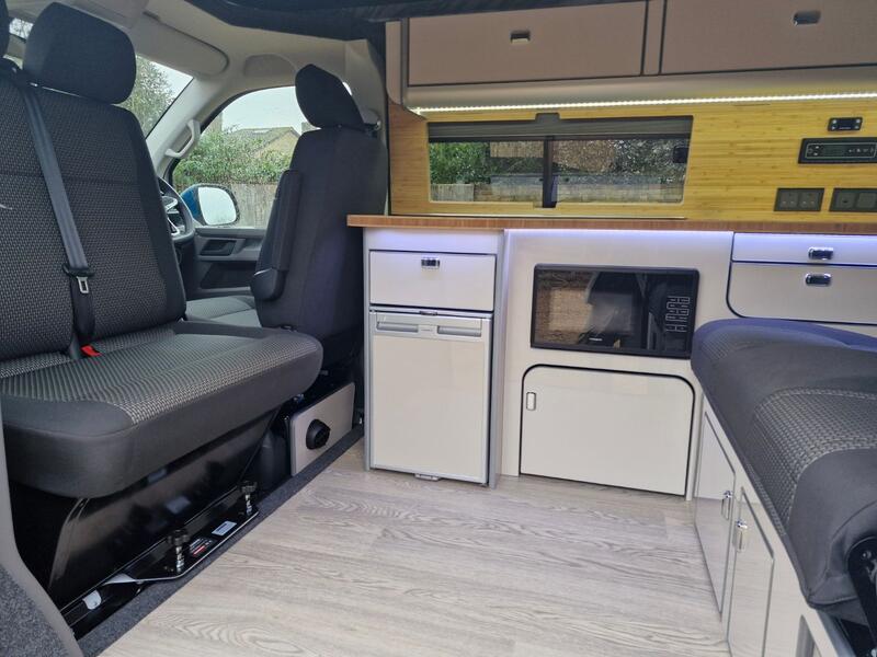 VOLKSWAGEN CAMPERVAN