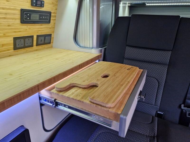VOLKSWAGEN CAMPERVAN