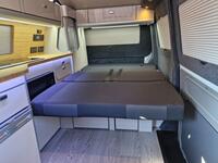 VOLKSWAGEN CAMPERVAN