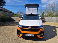 VOLKSWAGEN CAMPERVAN