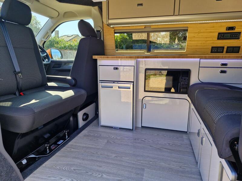 VOLKSWAGEN CAMPERVAN