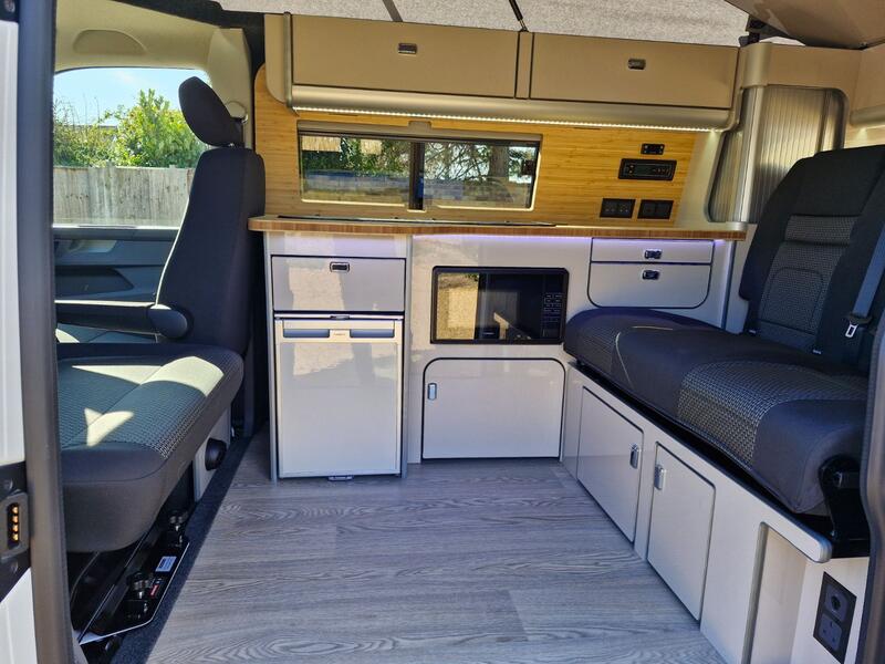 VOLKSWAGEN CAMPERVAN