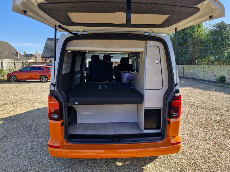 VOLKSWAGEN CAMPERVAN