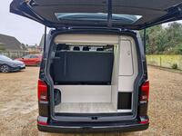 VOLKSWAGEN CAMPERVAN