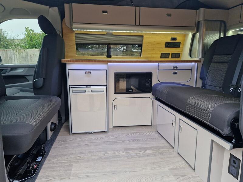 VOLKSWAGEN CAMPERVAN