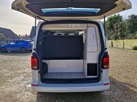 VOLKSWAGEN CAMPERVAN