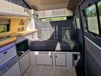 VOLKSWAGEN CAMPERVAN