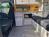 VOLKSWAGEN CAMPERVAN