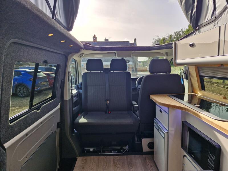 VOLKSWAGEN CAMPERVAN