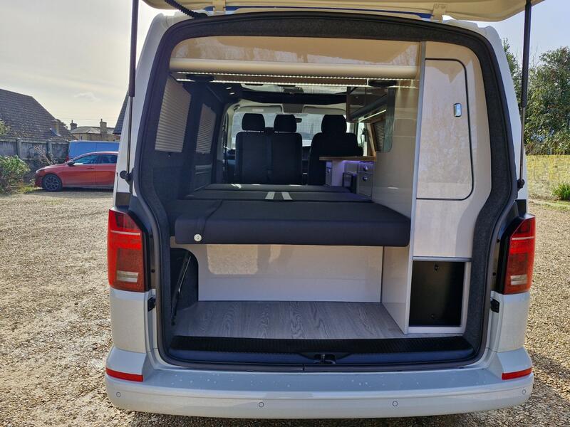 VOLKSWAGEN CAMPERVAN