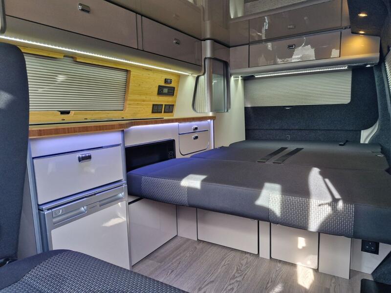 VOLKSWAGEN CAMPERVAN