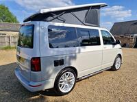VOLKSWAGEN CAMPERVAN
