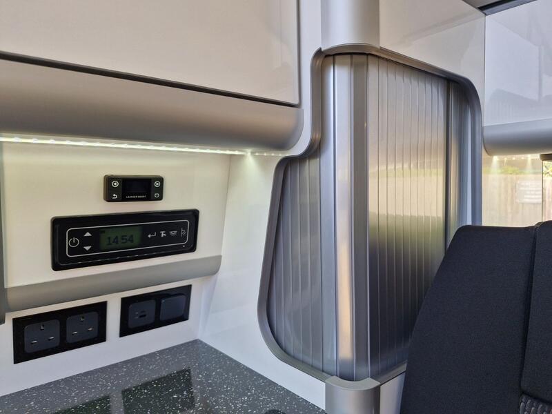 VOLKSWAGEN CAMPERVAN