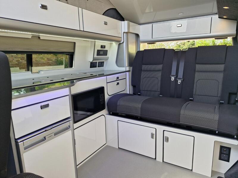 VOLKSWAGEN CAMPERVAN