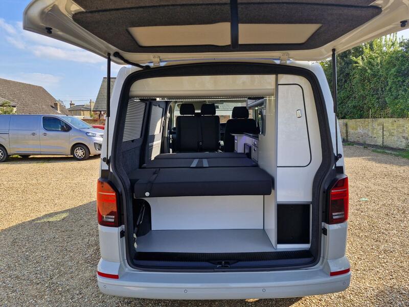 VOLKSWAGEN CAMPERVAN