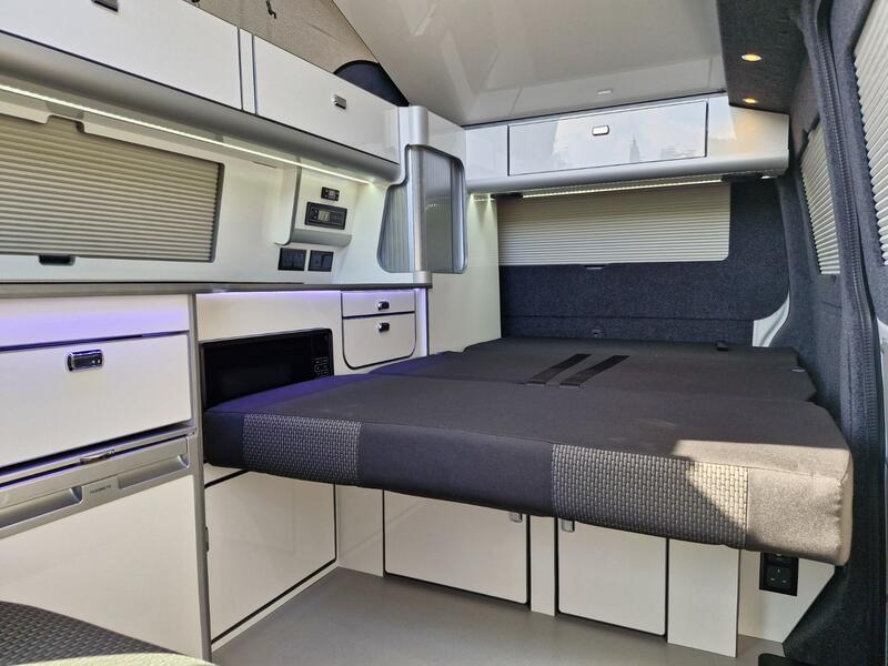 VOLKSWAGEN CAMPERVAN