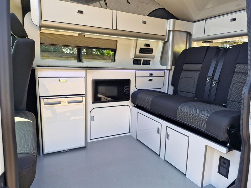 VOLKSWAGEN CAMPERVAN