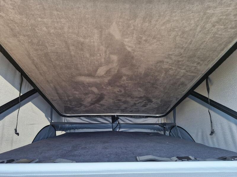 VOLKSWAGEN CAMPERVAN
