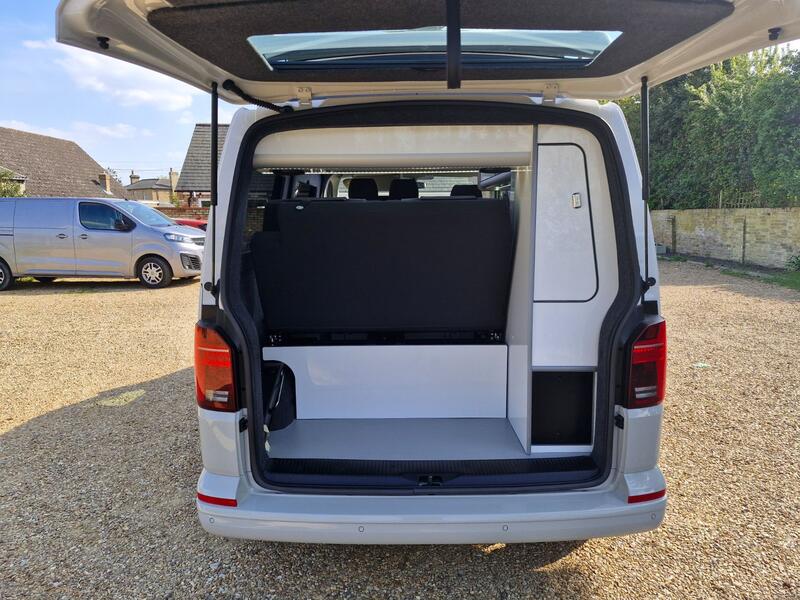 VOLKSWAGEN CAMPERVAN