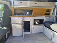 VOLKSWAGEN CAMPERVAN