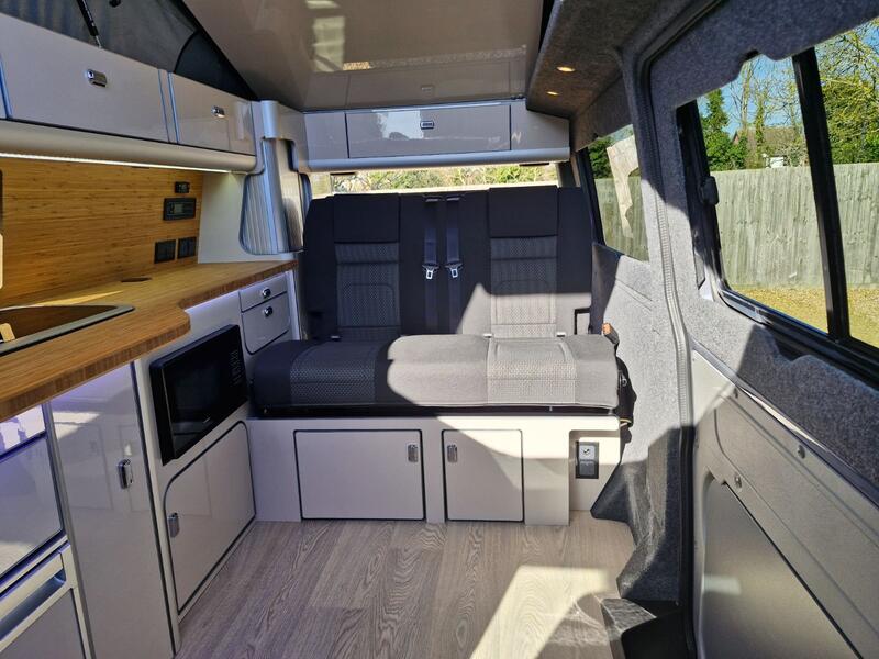 VOLKSWAGEN CAMPERVAN