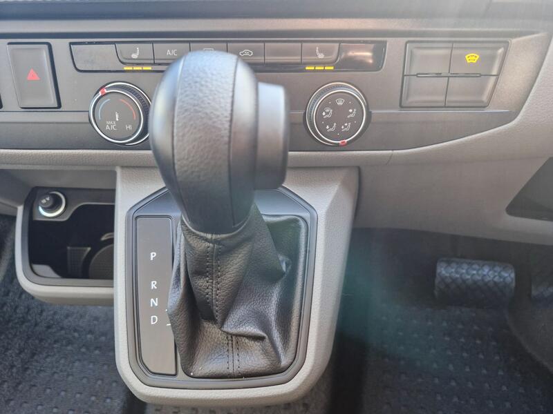 VOLKSWAGEN CAMPERVAN