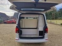 VOLKSWAGEN CAMPERVAN