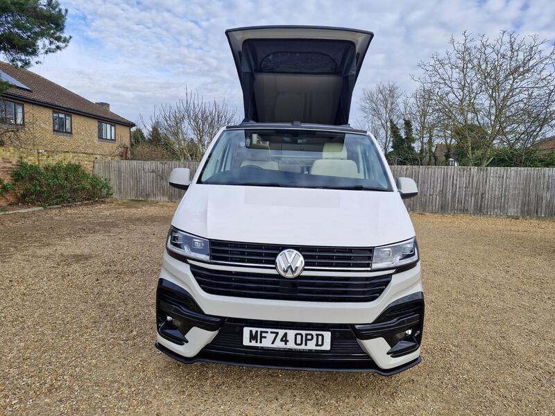 VOLKSWAGEN CAMPERVAN