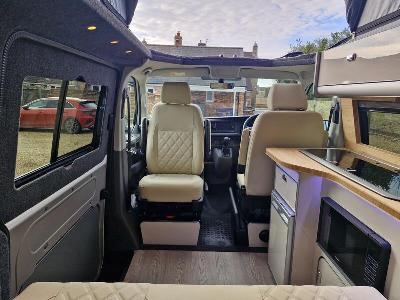 VOLKSWAGEN CAMPERVAN