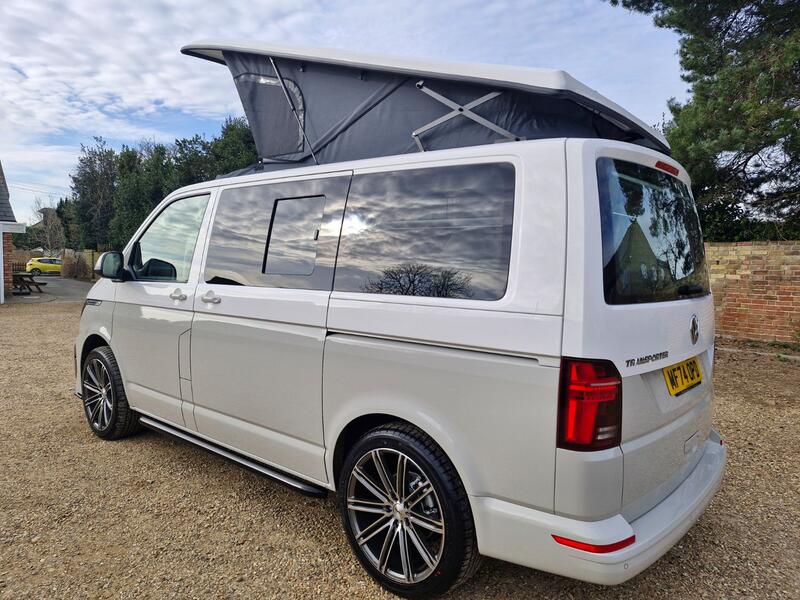 VOLKSWAGEN CAMPERVAN