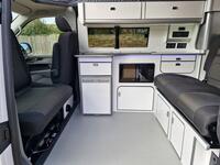 VOLKSWAGEN CAMPERVAN