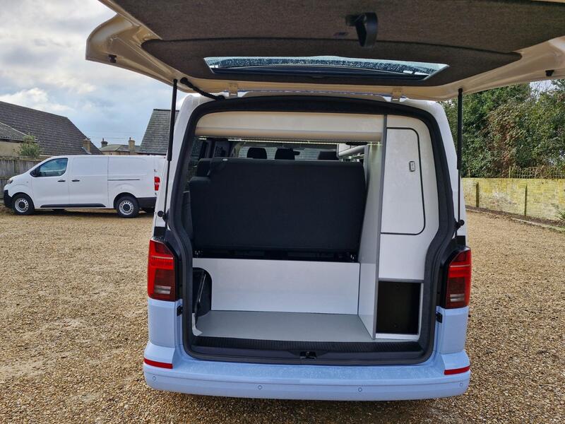 VOLKSWAGEN CAMPERVAN