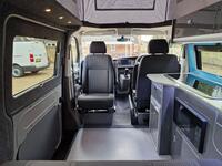 VOLKSWAGEN CAMPERVAN