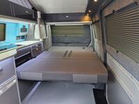 VOLKSWAGEN CAMPERVAN