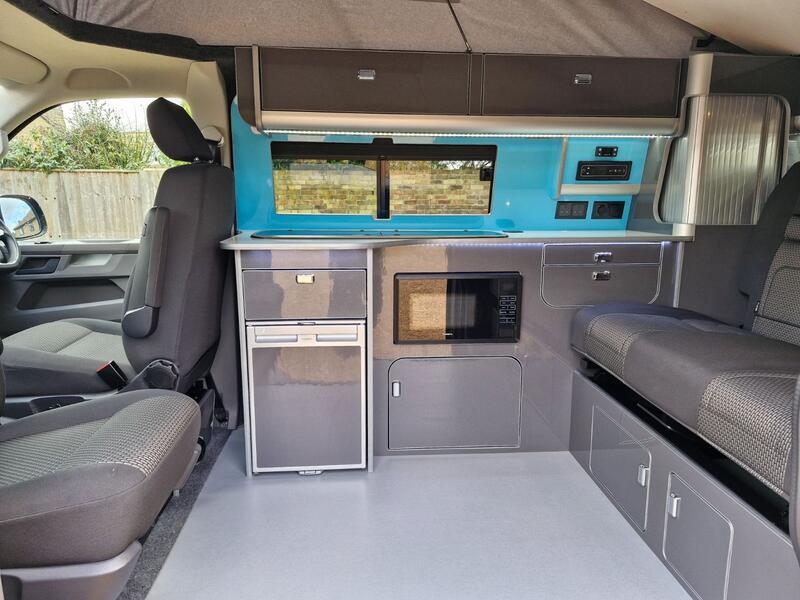 VOLKSWAGEN CAMPERVAN