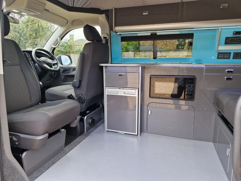 VOLKSWAGEN CAMPERVAN