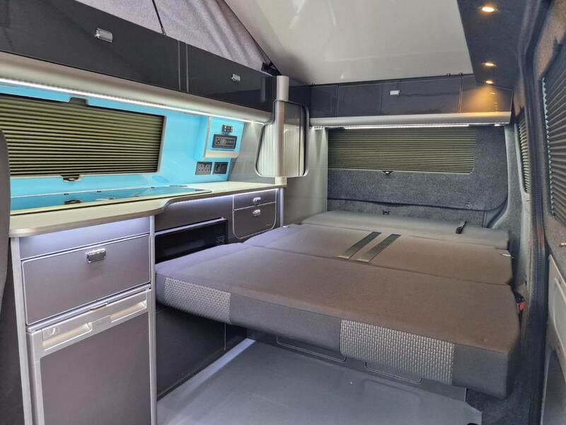 VOLKSWAGEN CAMPERVAN