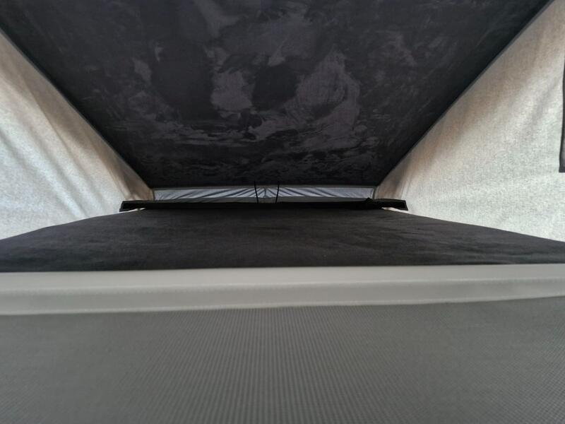 VOLKSWAGEN CAMPERVAN
