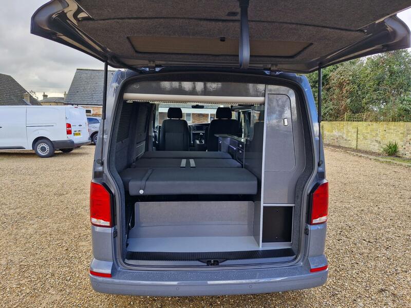 VOLKSWAGEN CAMPERVAN