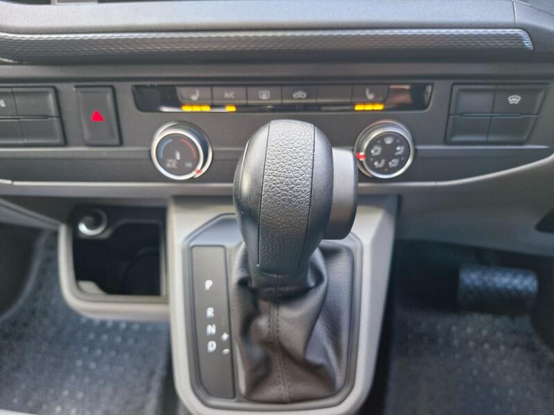 VOLKSWAGEN CAMPERVAN