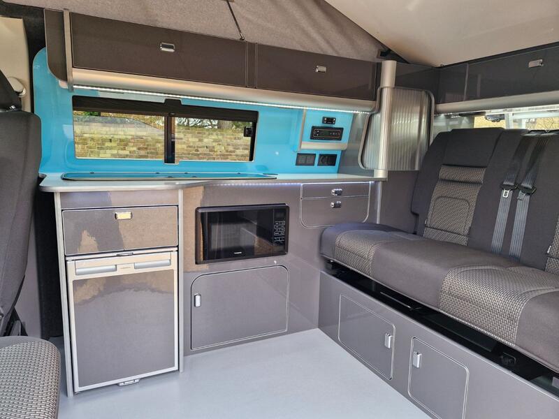 VOLKSWAGEN CAMPERVAN