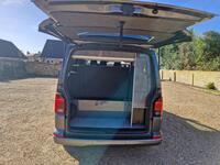 VOLKSWAGEN CAMPERVAN